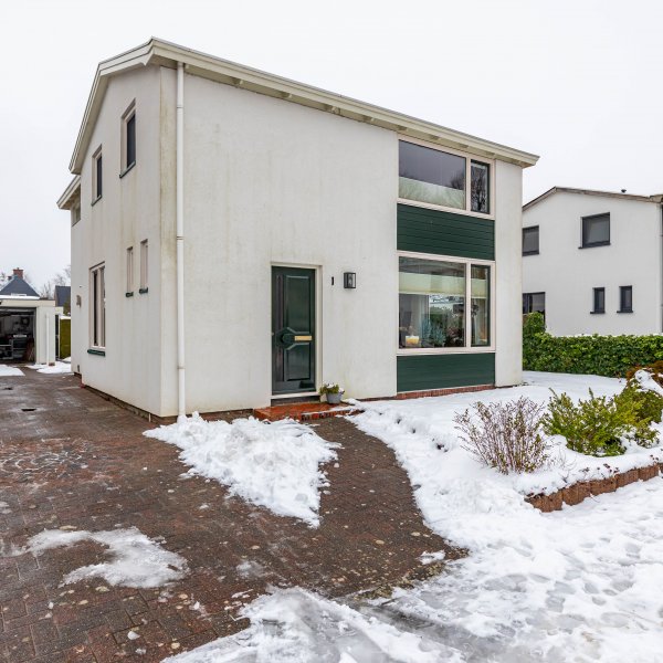 Schout de Boerstraat 1, Ten Boer