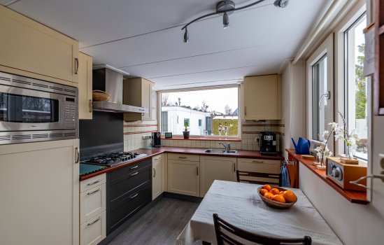 Schout de Boerstraat 1, Ten Boer