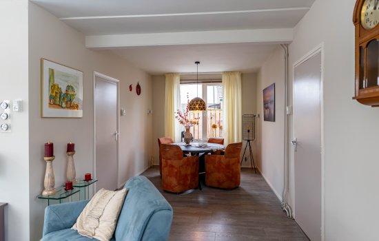 Schout de Boerstraat 1, Ten Boer