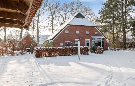 Dorpsweg 12, DONDEREN