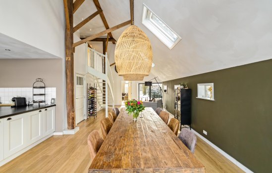 Dorpsweg 12, DONDEREN