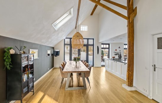 Dorpsweg 12, DONDEREN