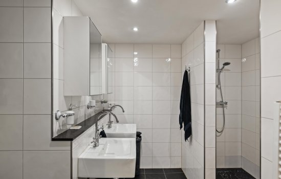 Dorpsweg 12, DONDEREN