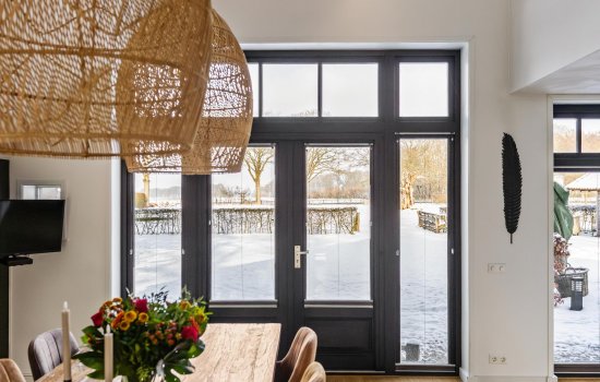 Dorpsweg 12, DONDEREN