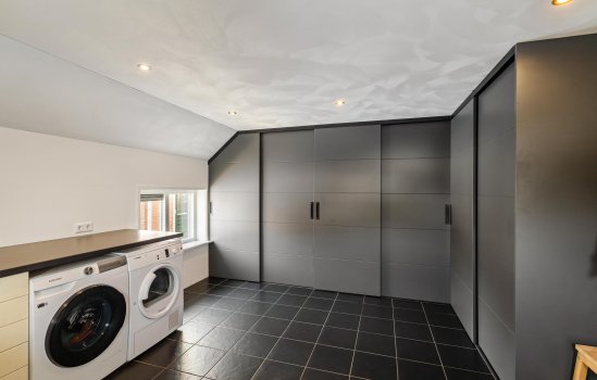 Dorpsweg 12, DONDEREN