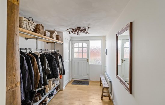 Dorpsweg 12, DONDEREN