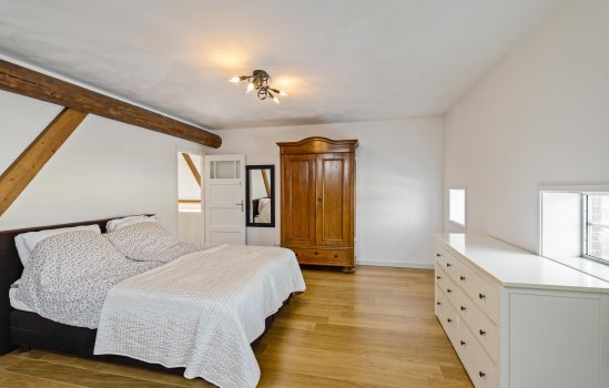 Dorpsweg 12, DONDEREN