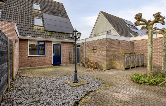 H.J. Topstraat 13, Veendam