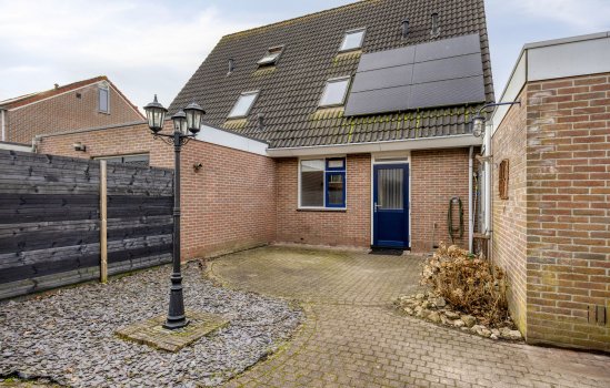 H.J. Topstraat 13, Veendam