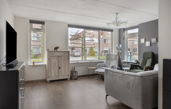 H.J. Topstraat 13, Veendam