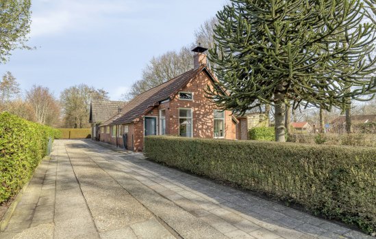 Beneden Veensloot 19, Meeden