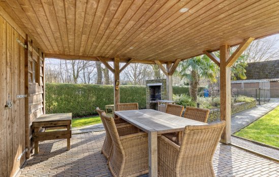 Beneden Veensloot 19, Meeden