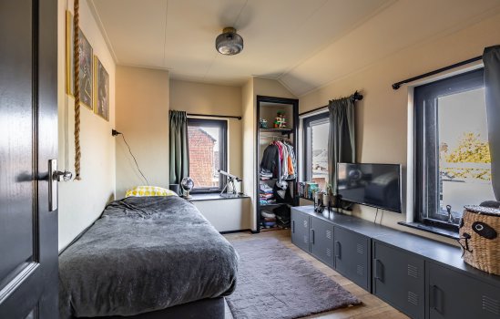 Reddingiusstraat 4, Ten Boer