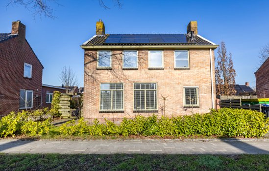 Reddingiusstraat 4, Ten Boer