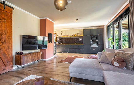 Reddingiusstraat 4, Ten Boer