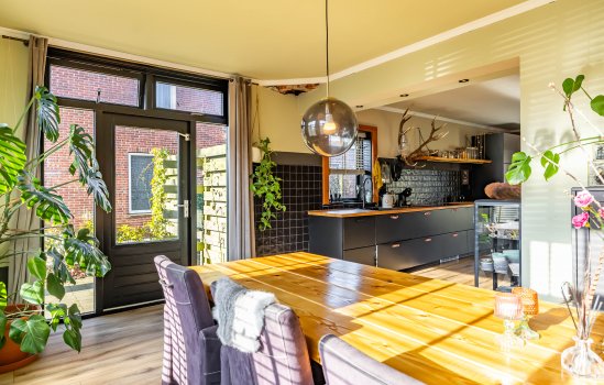 Reddingiusstraat 4, Ten Boer