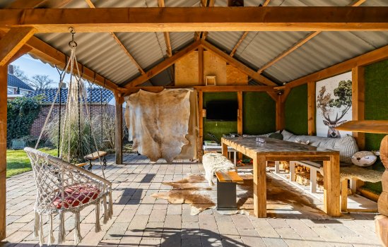 Reddingiusstraat 4, Ten Boer