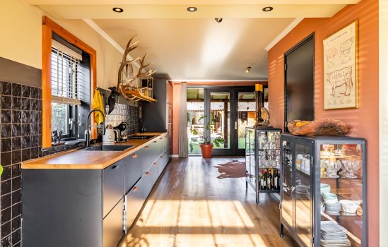 Reddingiusstraat 4, Ten Boer