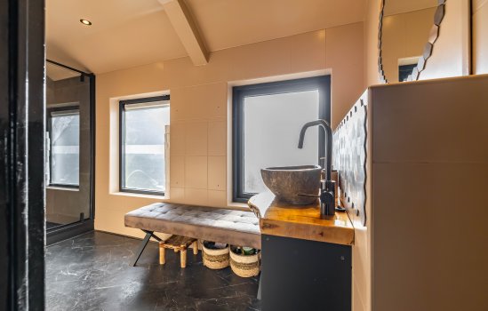 Reddingiusstraat 4, Ten Boer