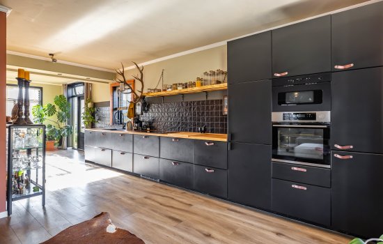 Reddingiusstraat 4, Ten Boer