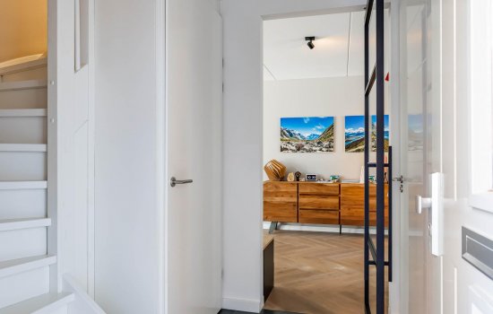 IJzerhof 8, HAREN GN