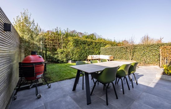 IJzerhof 8, HAREN GN