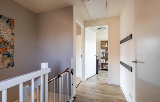 IJzerhof 8, HAREN GN