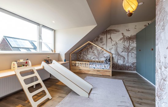 IJzerhof 8, HAREN GN