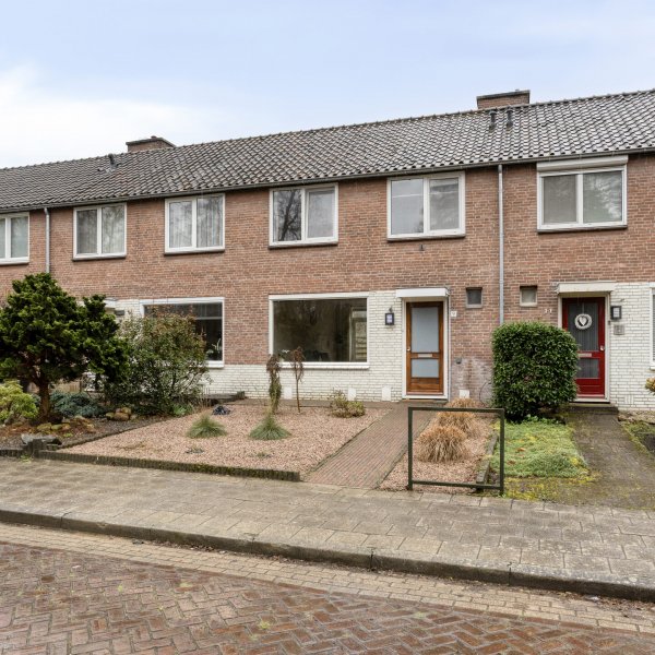 Grote Vaartlaan 9, Veendam