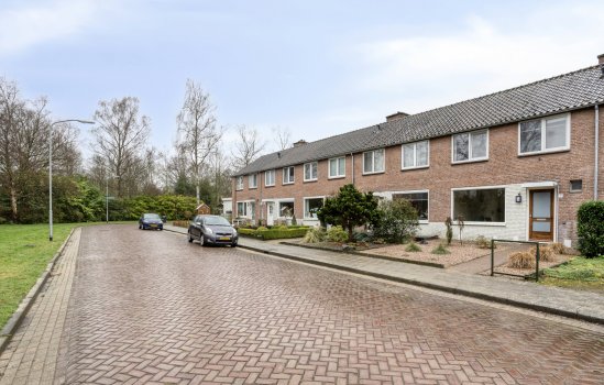 Grote Vaartlaan 9, Veendam