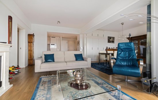 Helper Brink 61-184, GRONINGEN