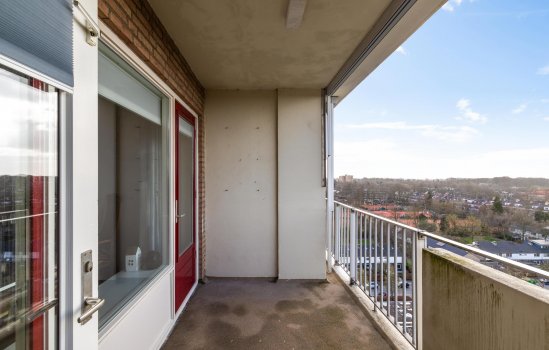 Helper Brink 61-184, GRONINGEN