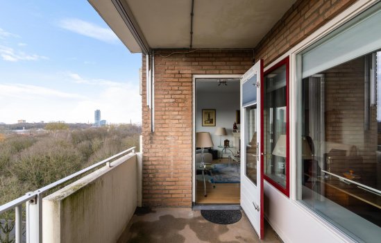 Helper Brink 61-184, GRONINGEN