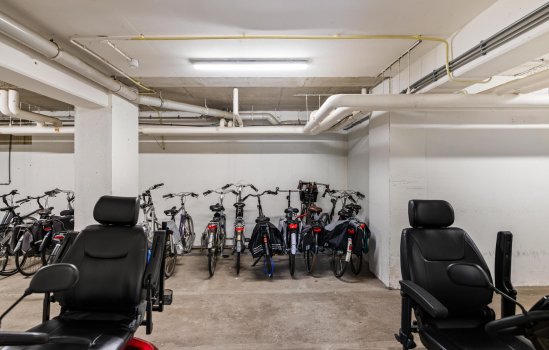 Helper Brink 61-184, GRONINGEN