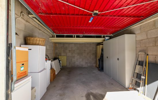 Helper Brink 61-184, GRONINGEN