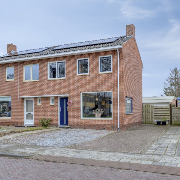 Troelstralaan 11, Muntendam