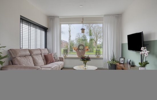 Troelstralaan 11, Muntendam