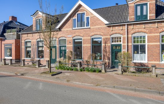 Stationsweg 28, Bedum