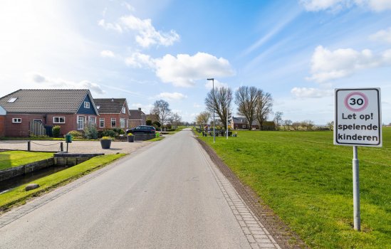 Stadsweg 74, Ten Post