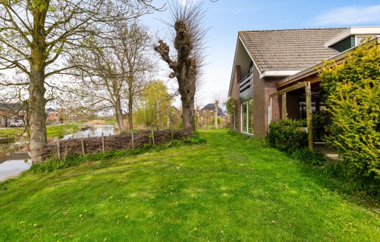 Damsterdiep-Zuidzijde 9, Ten Post