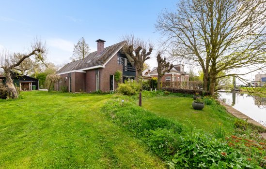 Damsterdiep-Zuidzijde 9, Ten Post