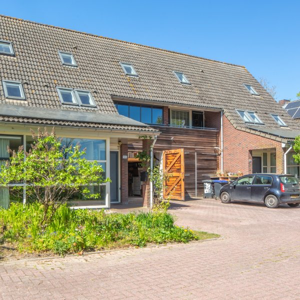 Hoofdweg 100, Scharmer