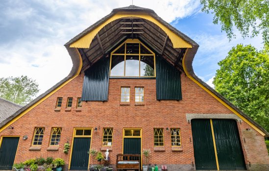 Oosteinde 1, RODEN