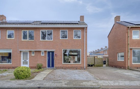 Troelstralaan 11, Muntendam