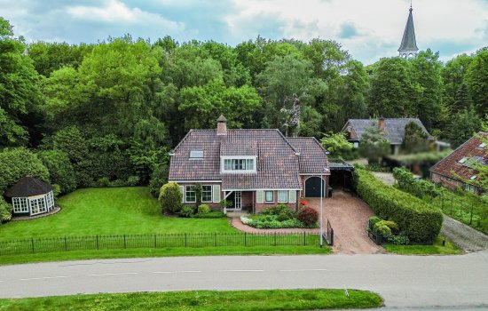 Oosteinde 37, Blijham