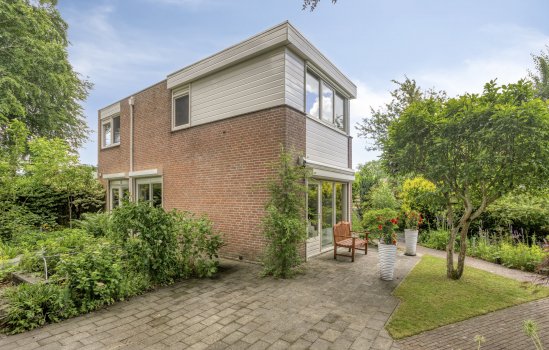 Drenthelaan 10, Veendam