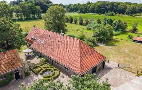 Bergveenweg 1, VEENHUIZEN