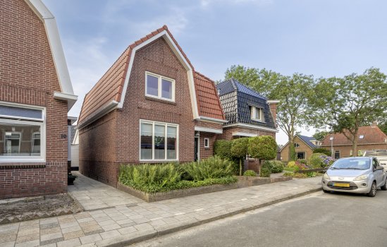 Schoolstraat 12, Veendam