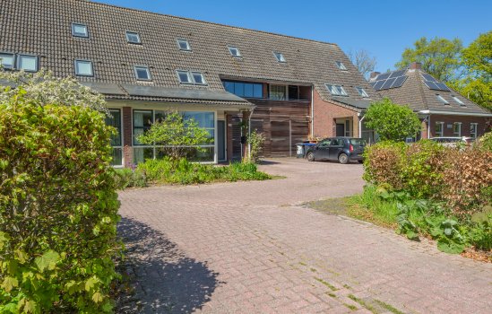 Hoofdweg 100, Scharmer
