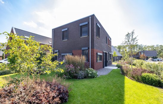 Kardinaalsmuts 8, LEEK